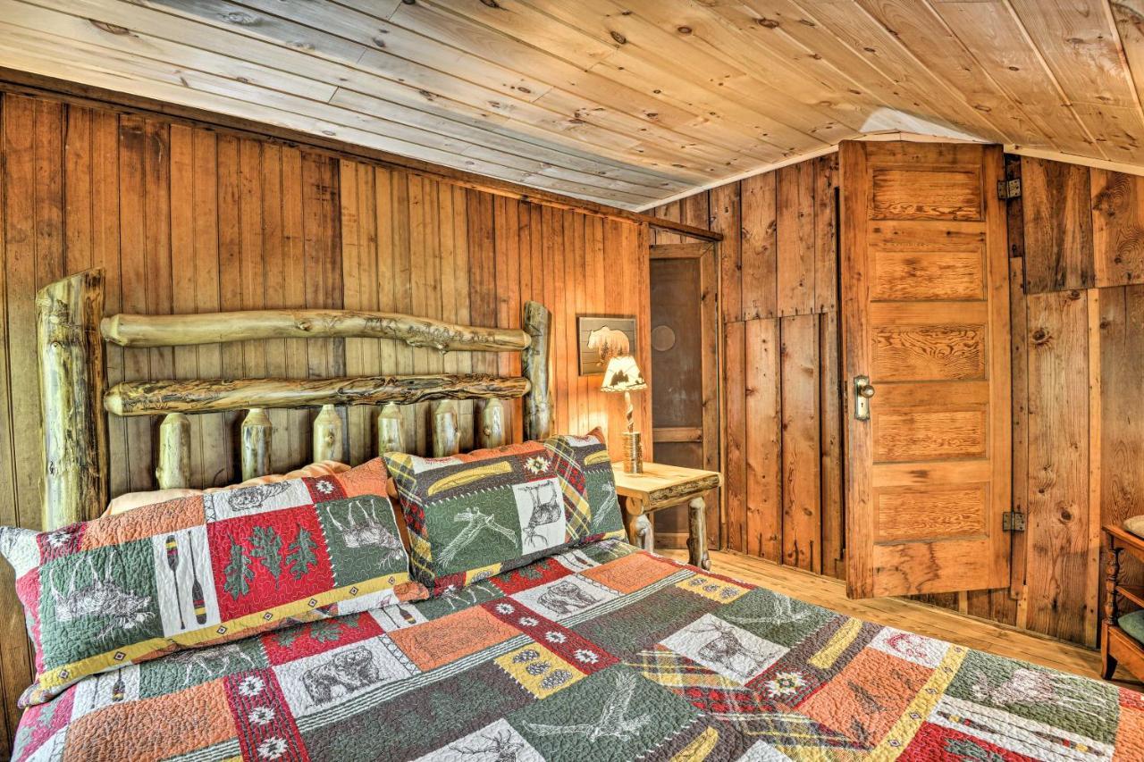 Adirondacks Cabin With Fire Pit On Otter Lake! Forestport Экстерьер фото